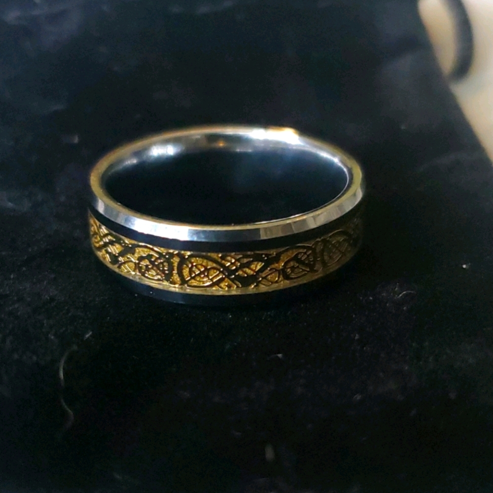 Mowom  silver and gold men's size 13